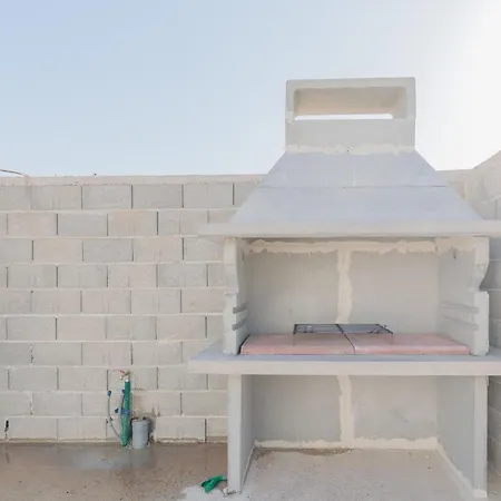 Brand New Mavi With Swimming Pool דראגה